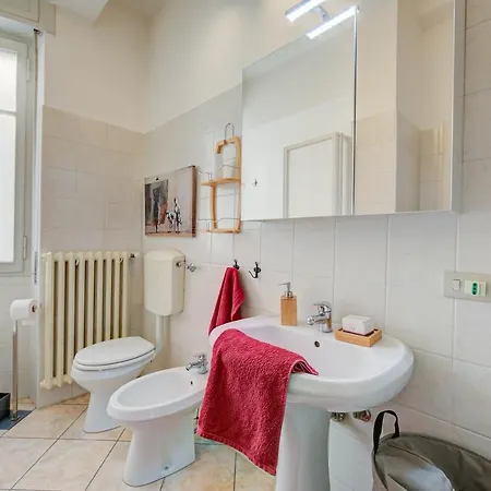 Daire Casa Rachele 2br In Centre With Balcony - Happy Stresa