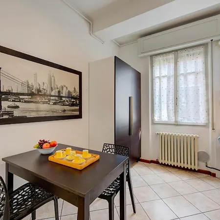 Casa Rachele Center - Happy Apartmán Stresa