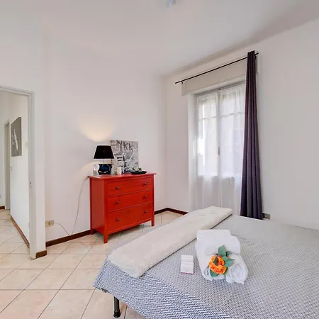 Apartment Casa Rachele Center 2br And Balcony - Happy
