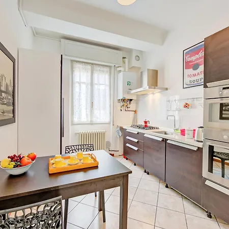 Casa Rachele 2br In Centre With Balcony - Happy Daire *